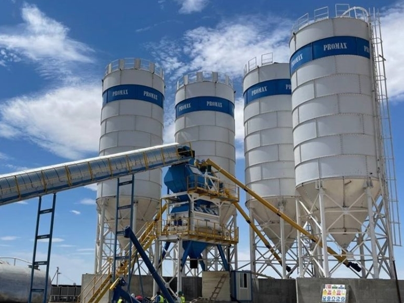 Silos a Ciment Et Systemes De Chargement Du Ciment
