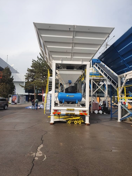 Promax Impianti di Betonaggio Ha Presentato il Modello M100 TWN alla Fiera Uzbuild