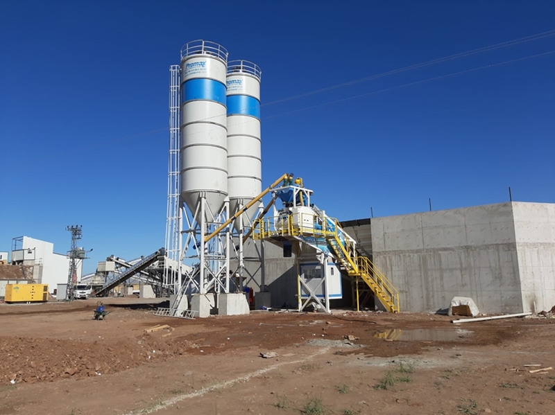 60m³/h Mobile Concrete Batching Plant